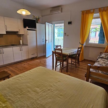 Apartments La Pergola Ровинь Экстерьер фото