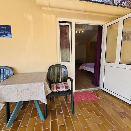 Apartments La Pergola Ровинь Экстерьер фото