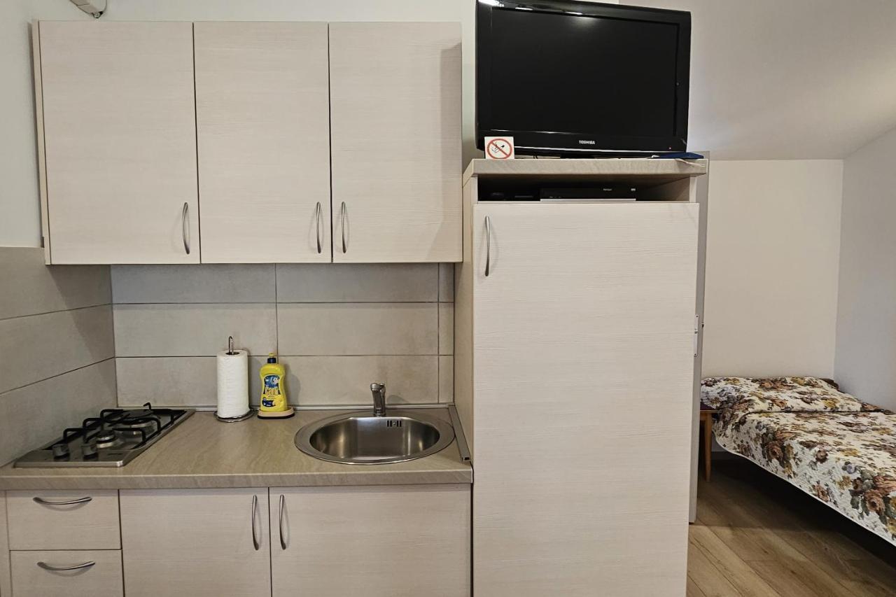 Apartments La Pergola Ровинь Экстерьер фото