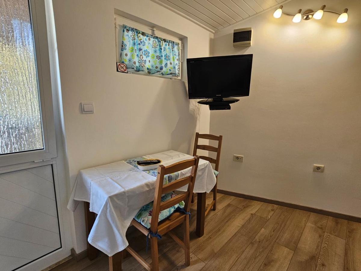 Apartments La Pergola Ровинь Экстерьер фото