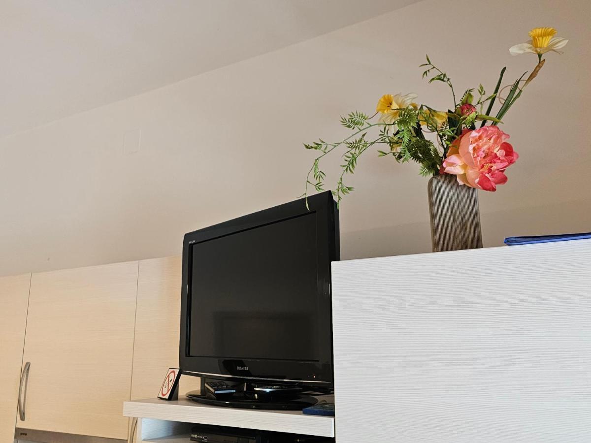 Apartments La Pergola Ровинь Экстерьер фото