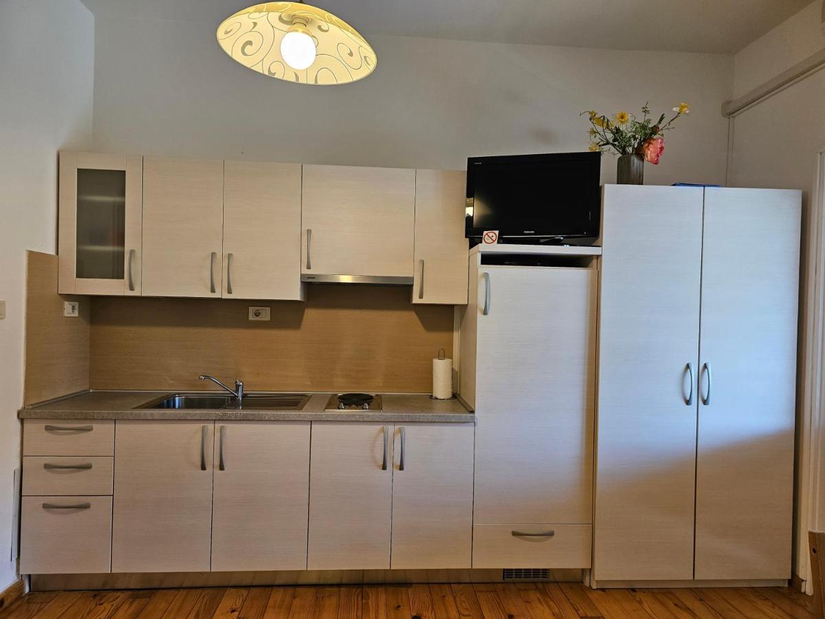 Apartments La Pergola Ровинь Экстерьер фото