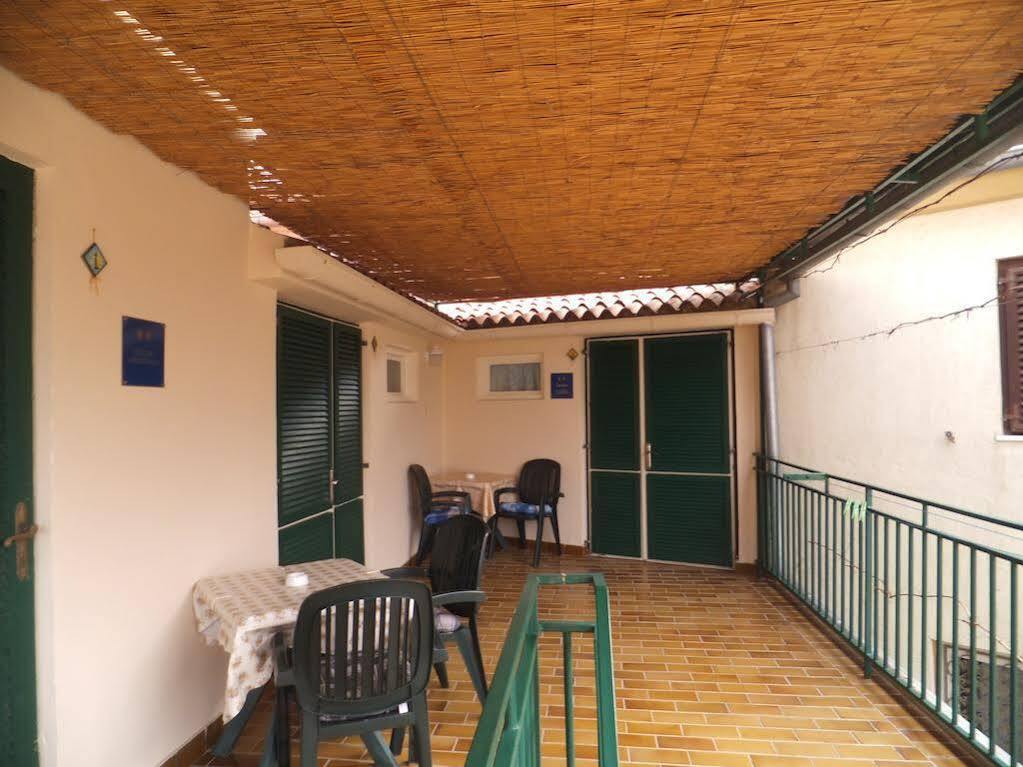 Apartments La Pergola Ровинь Экстерьер фото
